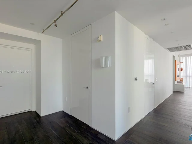 1100 Biscayne Blvd # 1603, Miami FL 33132