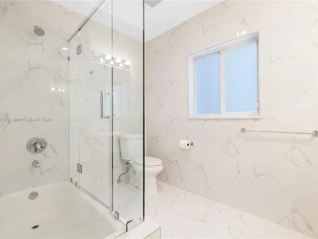 7630-B NE 8th Ave -B, Miami FL 33138