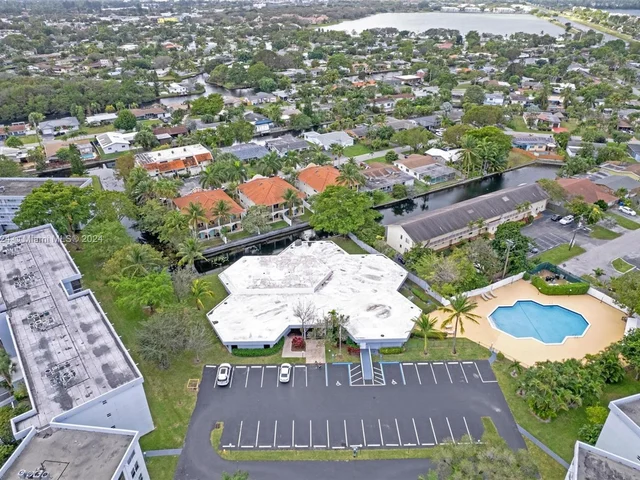 113 Royal Park Dr # 3G, Oakland Park FL 33309