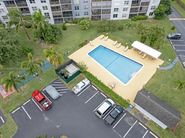 113 Royal Park Dr # 3G, Oakland Park FL 33309