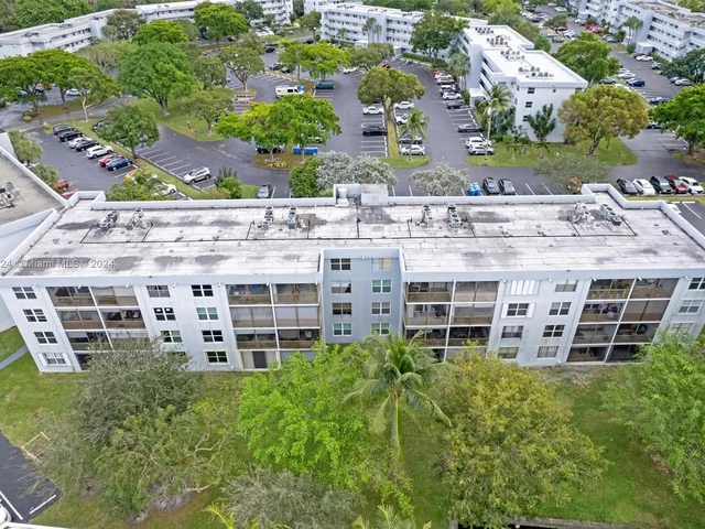 113 Royal Park Dr # 3G, Oakland Park FL 33309