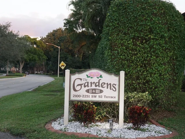 2131 SW 92nd Ter # 1602, Davie FL 33324