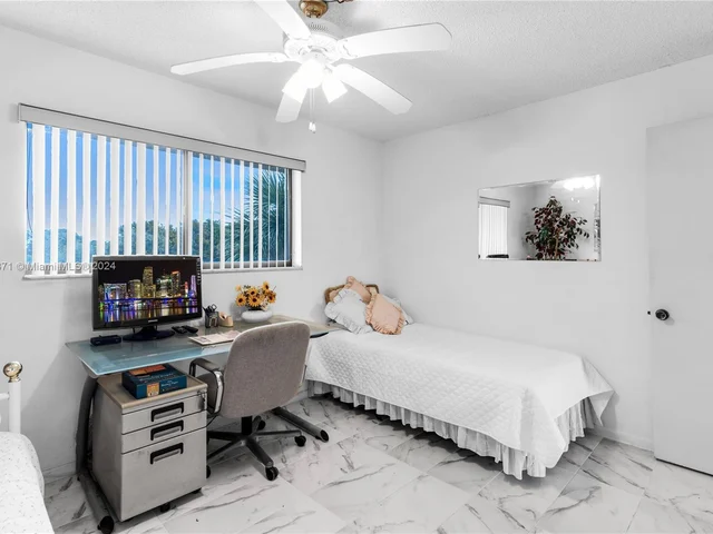 8415 SW 107th Ave # 309W, Miami FL 33173