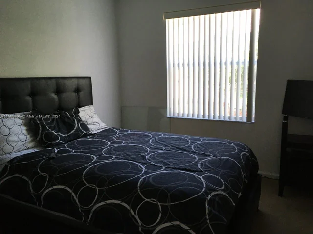 2685 SE 4th Pl, Homestead FL 33033