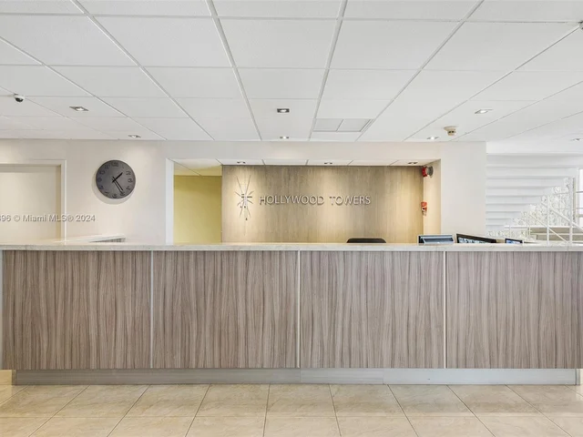 3111 N Ocean Dr # 502, Hollywood FL 33019