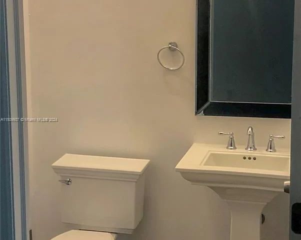 3085 SW 19th St, Miami FL 33145