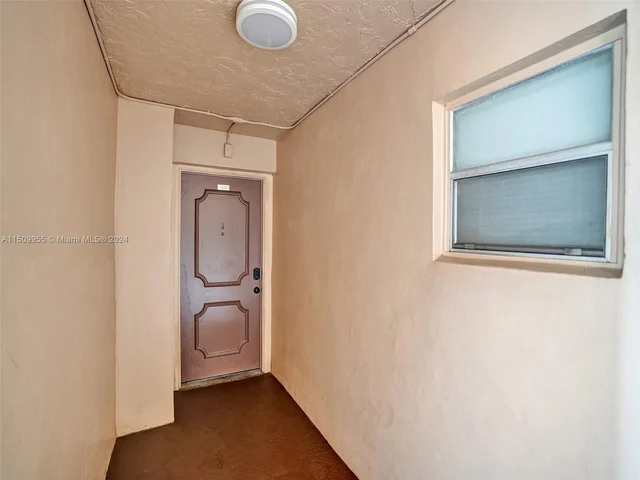 9441 Live Oak Pl # 103, Davie FL 33324