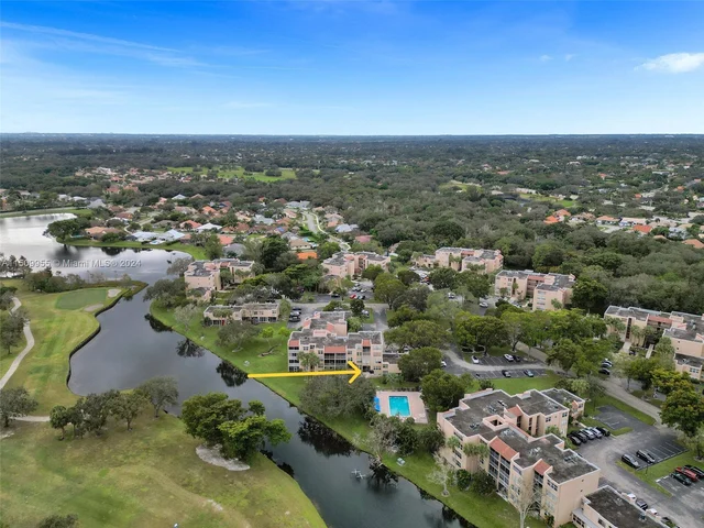 9441 Live Oak Pl # 103, Davie FL 33324