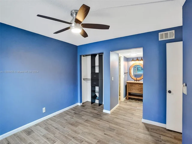 9441 Live Oak Pl # 103, Davie FL 33324