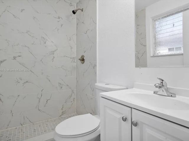 261 NE 172nd St # A, North Miami Beach FL 33162