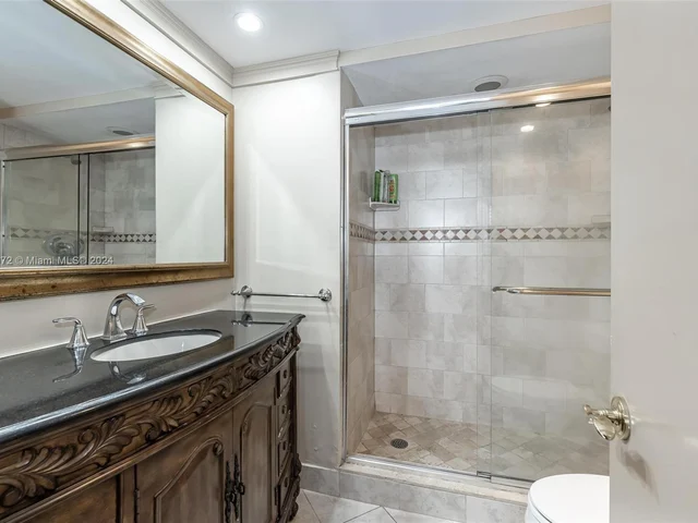 2701 N Ocean Blvd # 14B, Fort Lauderdale FL 33308