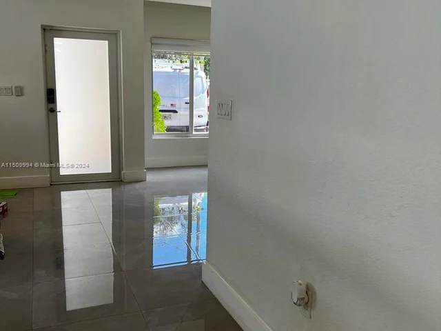 4430 NW 23rd Ave, Miami FL 33142