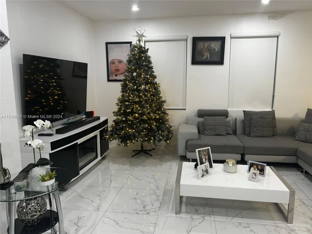 24487 SW 117th Ave, Homestead FL 33032