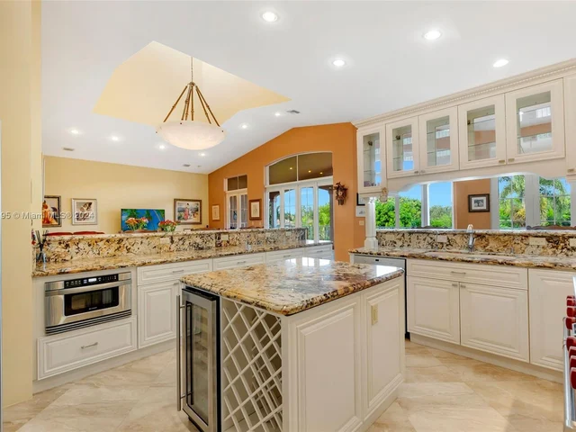 14593 SW 29th Pl, Davie FL 33330