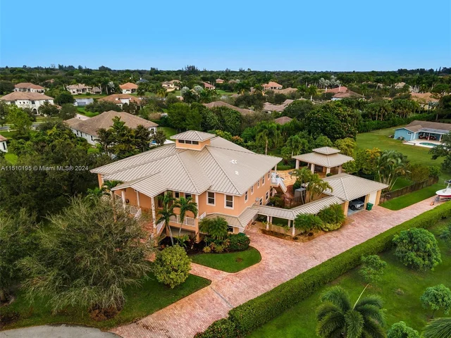 14593 SW 29th Pl, Davie FL 33330