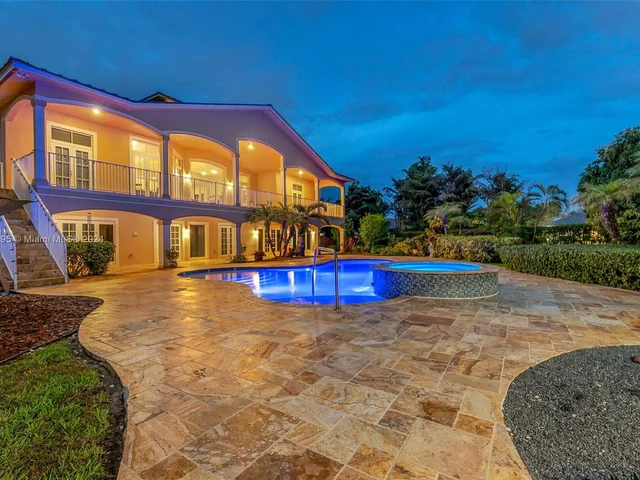 14593 SW 29th Pl, Davie FL 33330