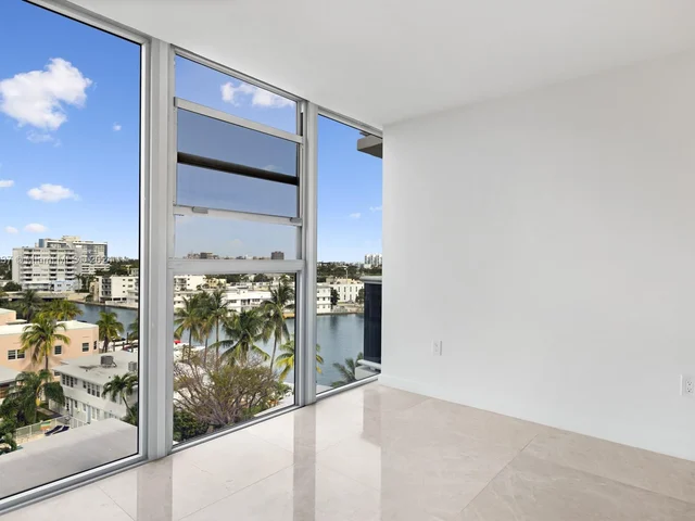 900 Bay Dr # 605, Miami Beach FL 33141