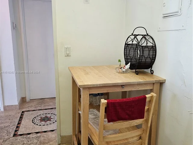 5601 Collins Ave # 1605, Miami Beach FL 33140