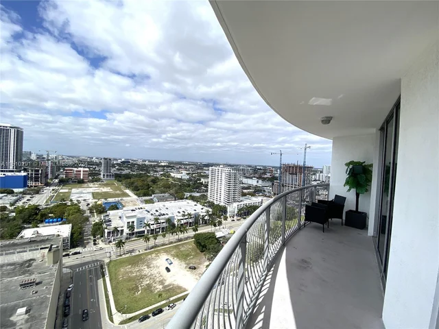 1750 N Bayshore Dr # 2714, Miami FL 33132