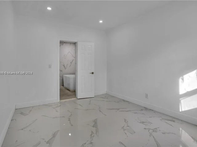 332 NW 97th St, Miami FL 33150