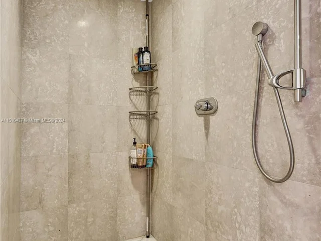 400 Alton Rd # 1505, Miami Beach FL 33139