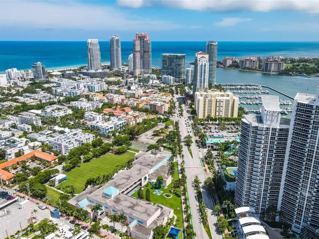 400 Alton Rd # 1505, Miami Beach FL 33139