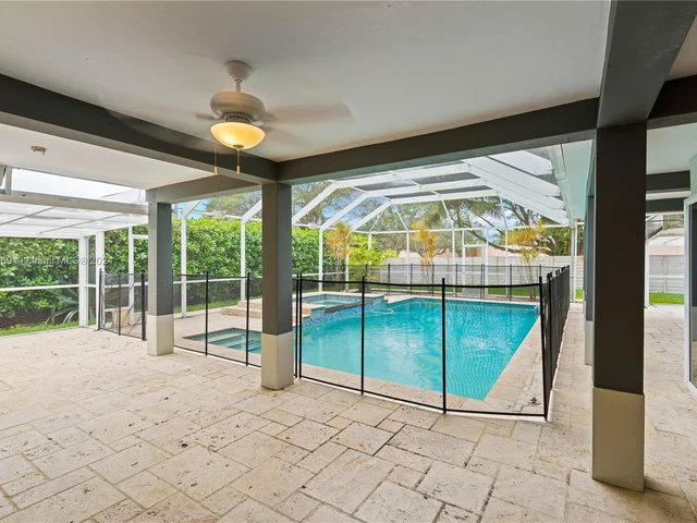 9858 SW 94th Ter, Miami FL 33176