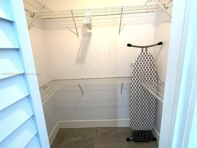 2010 N 31st Ct, Hollywood FL 33021