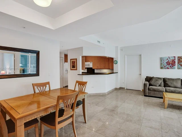 801 Brickell Key Blvd # 1804, Miami FL 33131
