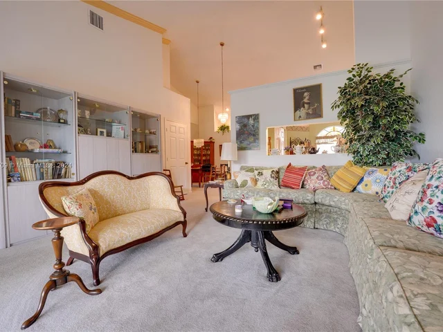 2628 Mango Creek Ln, Boynton Beach FL 33436