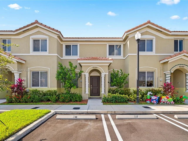 1044 SE 23rd Ave # 1044, Homestead FL 33035