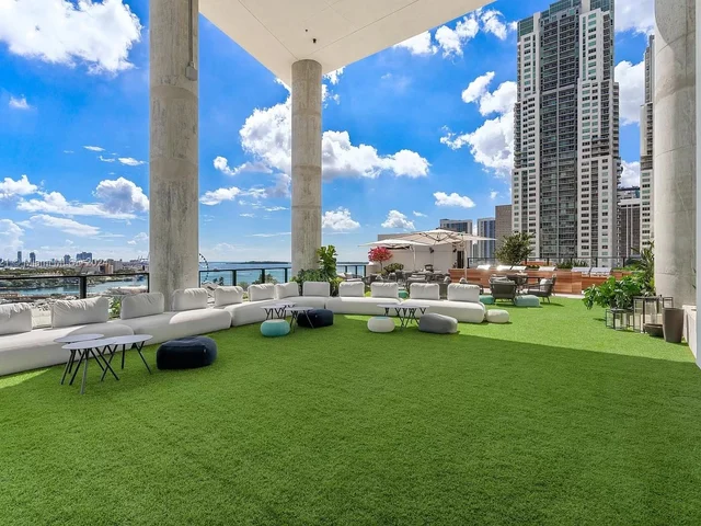 398 NE 5th St # 4716, Miami FL 33132