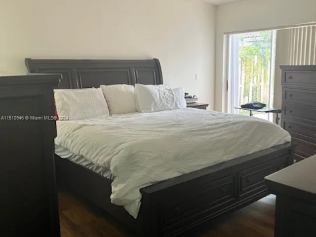 15710 SW 80th Ln, Miami FL 33193