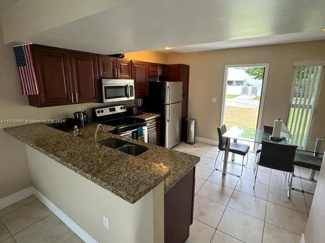 483 NW 19th St # 362, Miami FL 33136