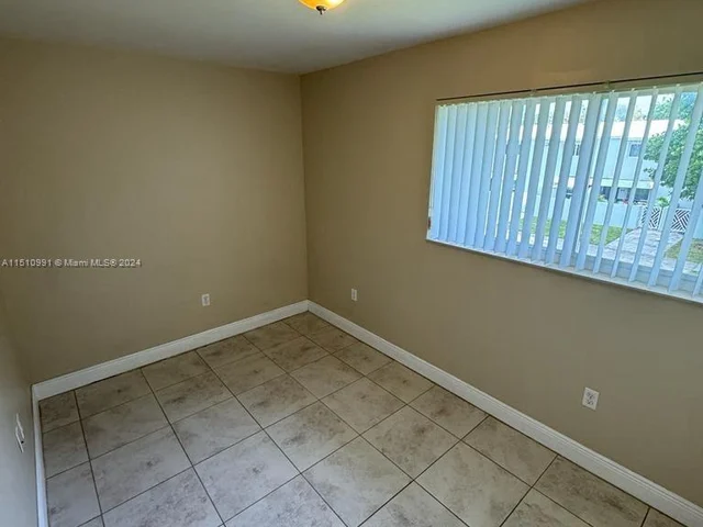 483 NW 19th St # 362, Miami FL 33136