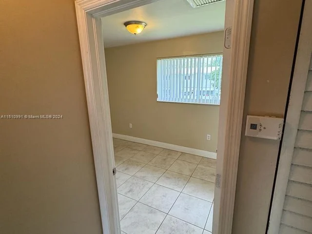 483 NW 19th St # 362, Miami FL 33136