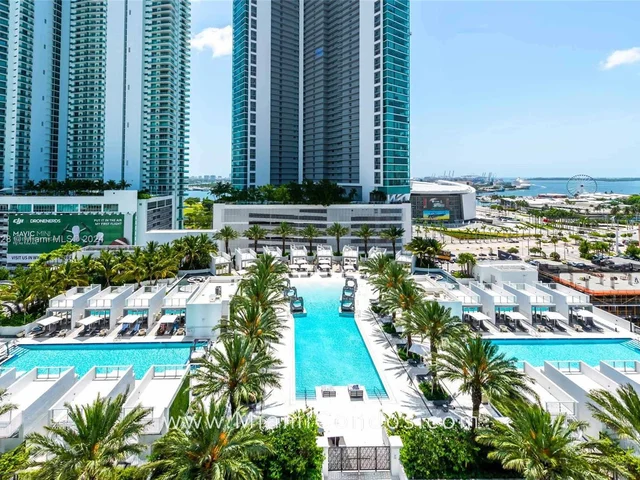 851 NE 1st Ave # 3006, Miami FL 33132