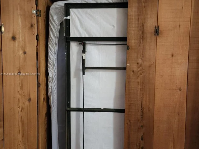 1024 N 24th Ave, Hollywood FL 33020