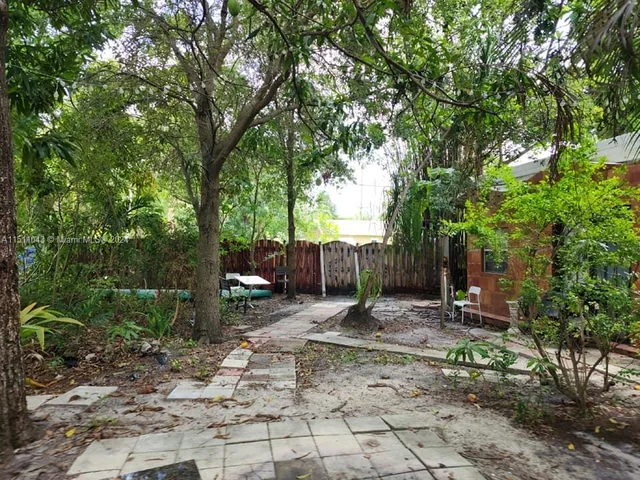 1024 N 24th Ave, Hollywood FL 33020