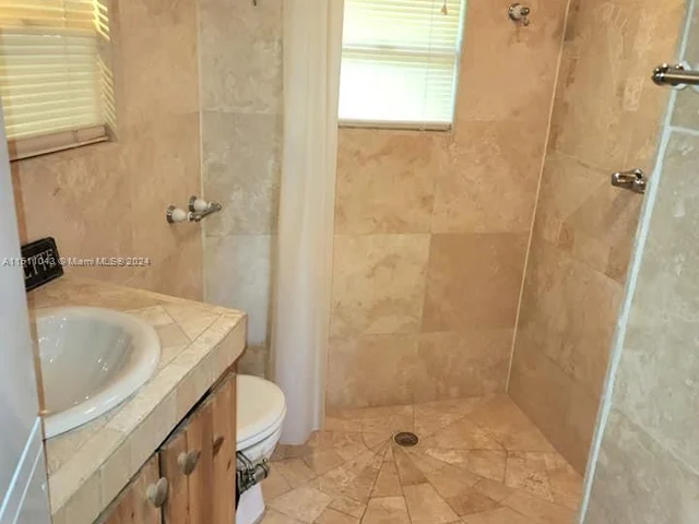 1024 N 24th Ave, Hollywood FL 33020