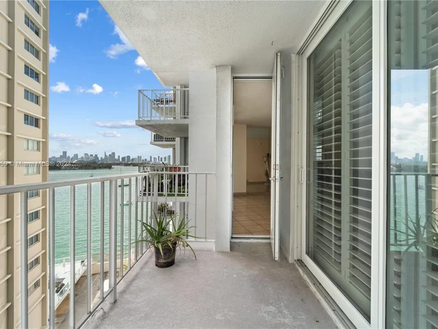 1228 West Ave # 713, Miami Beach FL 33139
