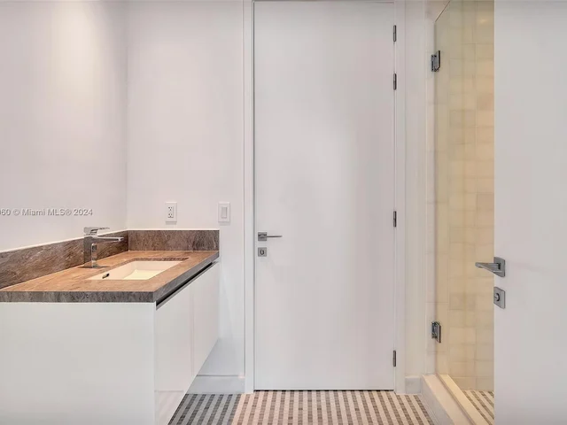 700 NE 26th Terrace # 3806, Miami FL 33137