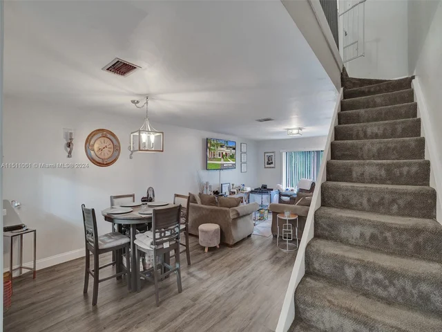 3062 S Oakland Forest Dr # 209, Oakland Park FL 33309