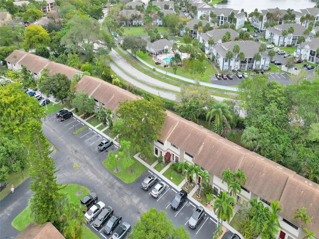 3062 S Oakland Forest Dr # 209, Oakland Park FL 33309