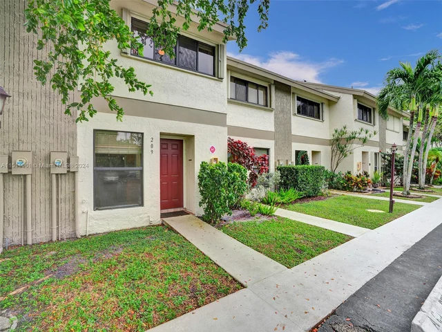 3062 S Oakland Forest Dr # 209, Oakland Park FL 33309
