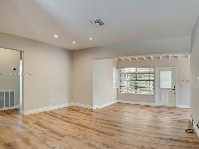 1705 SW 13th Ct, Fort Lauderdale FL 33312