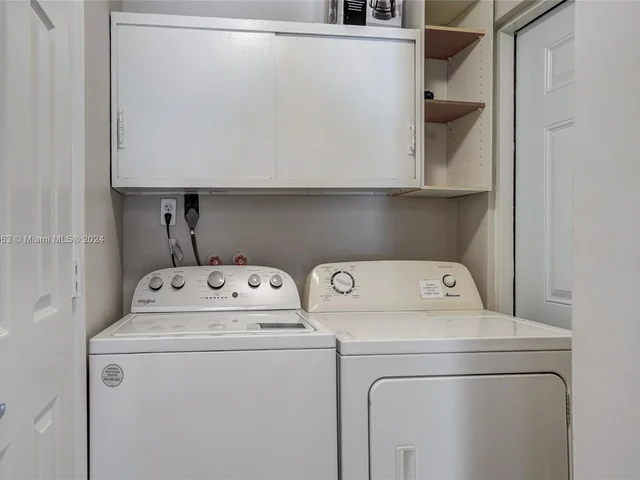 1705 SW 13th Ct, Fort Lauderdale FL 33312