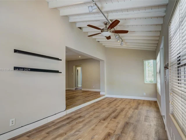 1705 SW 13th Ct, Fort Lauderdale FL 33312