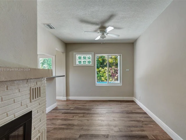 1705 SW 13th Ct, Fort Lauderdale FL 33312