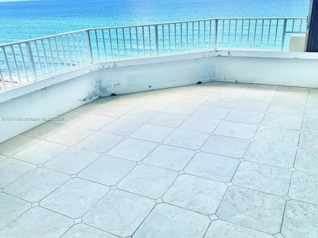 550 S Ocean Blvd, Boca Raton FL 33432